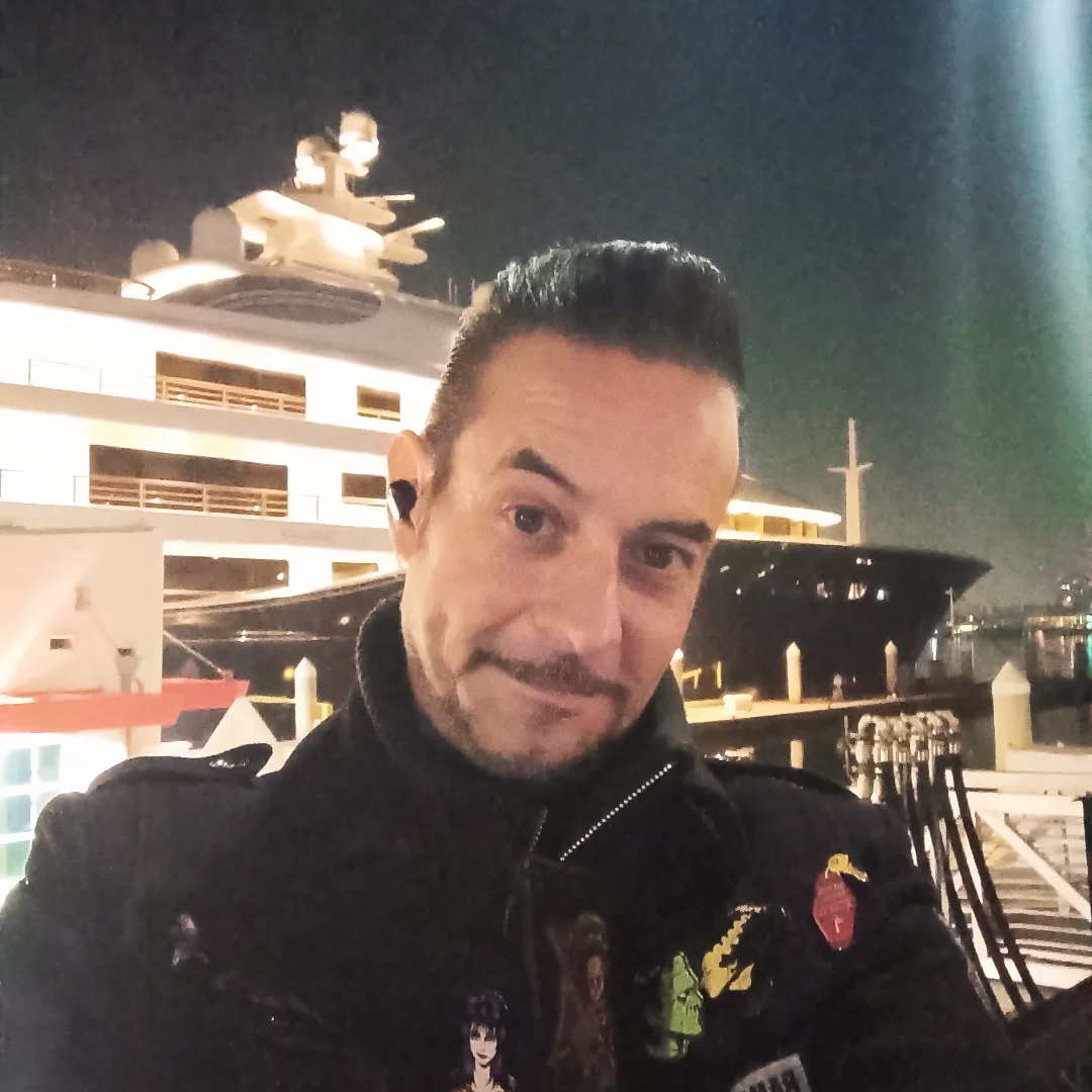 Yeaaaahhh... Just taking a moment off my yacht.... 
( Totally kidding, but it's a pretty night ) 
#suavecito #guyswithbeards #instabeard #beardandcompany #laguy #beardnation #dappermen #picoftheday #b