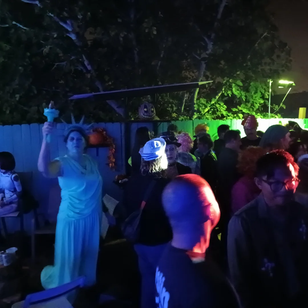 Thanks to @ackronomicon for hosting the killer HELL HOUSE party!!! It was a horribly great time!!! 
#hellhouse #halloween #halloween2025 #horror #hollywoodlife #party #fun #goodtimes #funstuff #hallow