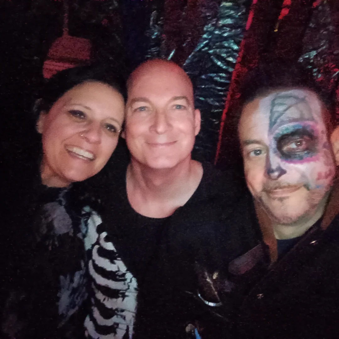 Thanks to @ackronomicon for hosting the killer HELL HOUSE party!!! It was a horribly great time!!! 
#hellhouse #halloween #halloween2025 #horror #hollywoodlife #party #fun #goodtimes #funstuff #hallow