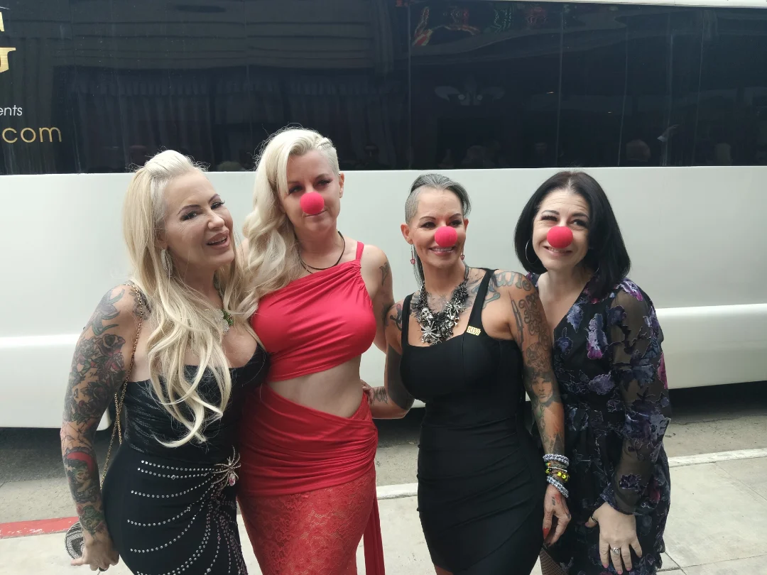 Huge thanks to my friend @josi_kat for inviting me to the premier of CLOWN MOTEL: 3 WAYS TO HELL!! 
It was a clownishly good time!!! Congrats to the cast and crew!!! 
#clownmotel #clownmotel3waystohel